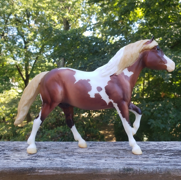 BREYER HORSE LOT, message me if interested! - Picture 11 of 11